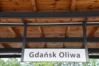 GDANSK, POLAND - 20 AUG: Polonya 'daki Gdansk Oliwa Tren İstasyonu, 20 Ağustos 2019.
