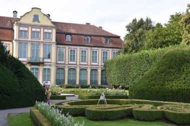 GDANSK, POLAND - 20 AUG: 20 Ağustos 2019 'da Polonya' nın Gdansk kentindeki Oliwa Park 'taki Abbots Palace.