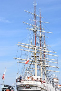 GDYNIA, POLAND - 23 AUG: Dar Pomorza (Pomerania 'nın hediyesi) Gdynia, Polonya' da gemi, 23 Ağustos 2019.