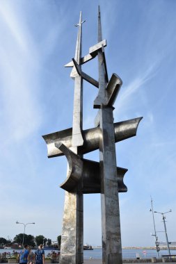 GDYNIA, POLAND - 23 Ağustos 2019 'da Polonya' nın Gdynia şehrinde görülen Pomnik Zagle Anıtı.