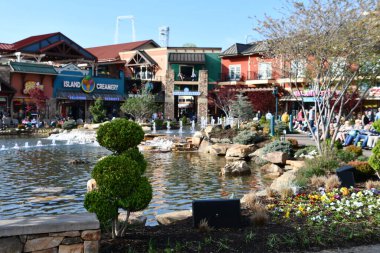 PIGEON Forge, TN - 12 Nisan 2022 'de Tennessee' deki Pigeon Forge Adası. 