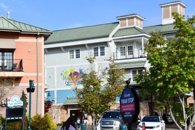 PIGEON Forge, TN - 12 Nisan 2022 'de Tennessee' deki Pigeon Forge Adası. 