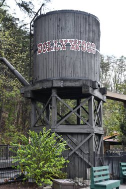 SEVIERVILLE TN - 13 Nisan 2022 'de görüldüğü üzere Sevierville, Tennessee' deki Dollywood Tema Parkı.