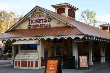 SEVIERVILLE TN - 13 Nisan 2022 'de görüldüğü üzere Sevierville, Tennessee' deki Dollywood Tema Parkı.