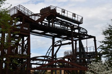 SEVIERVILLE TN - 13 Nisan 2022 'de görüldüğü üzere Sevierville, Tennessee' deki Dollywood Tema Parkı.