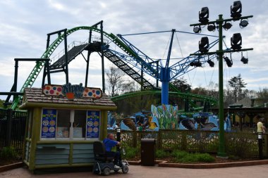 SEVIERVILLE TN - 13 Nisan 2022 'de görüldüğü üzere Sevierville, Tennessee' deki Dollywood Tema Parkı.