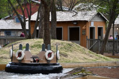 SEVIERVILLE TN - 13 Nisan 2022 'de görüldüğü üzere Sevierville, Tennessee' deki Dollywood Tema Parkı.