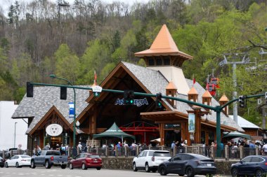 GATLINBURG TN - 11 Nisan 2022 'de görüldüğü üzere Tennessee, Gatlinburg şehir merkezi.