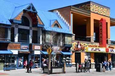 GATLINBURG TN - 11 Nisan 2022 'de görüldüğü üzere Tennessee, Gatlinburg şehir merkezi.