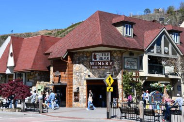 GATLINBURG TN - 11 Nisan 2022 'de görüldüğü üzere Tennessee, Gatlinburg şehir merkezi.