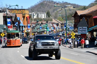 GATLINBURG TN - 11 Nisan 2022 'de görüldüğü üzere Tennessee, Gatlinburg şehir merkezi.