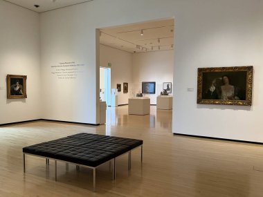 ROANOKE VA - 16 Nisan 2022 'de Roanoke, Virginia' daki Taubman Sanat Müzesi.