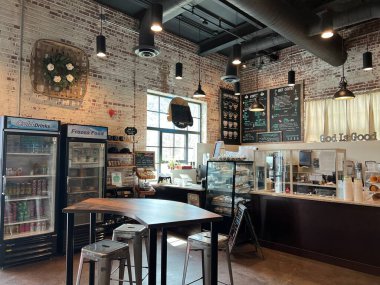 ROANOKE, VA - 9 Nisan 2023 'te Roanoke, Virginia' da görülen Chris Coffee & Custard.