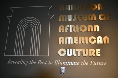 ROANOKE VA - 4. SEP: 4 Eylül 2022 'de Roanoke, Virginia' daki Harrison Afrikalı Amerikan Kültür Müzesi.