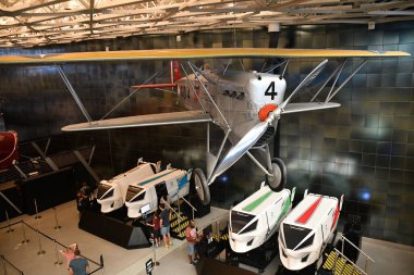 Chantilly, Virginia 'daki Smithsonian Hava ve Uzay Müzesi' nin bir parçası olan Steven F Udvar-Hazy Center 'da 3..