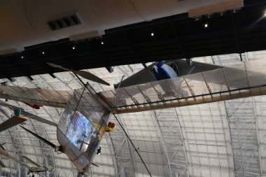 Chantilly, Virginia 'daki Smithsonian Hava ve Uzay Müzesi' nin bir parçası olan Steven F Udvar-Hazy Center 'da 3..