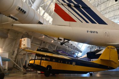 Chantilly, Virginia 'daki Smithsonian Hava ve Uzay Müzesi' nin bir parçası olan Steven F Udvar-Hazy Center 'da 3..