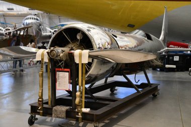 Chantilly, Virginia 'daki Smithsonian Hava ve Uzay Müzesi' nin bir parçası olan Steven F Udvar-Hazy Center 'da 3..