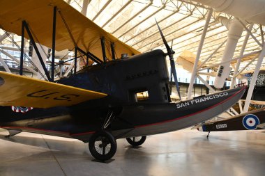 Chantilly, Virginia 'daki Smithsonian Hava ve Uzay Müzesi' nin bir parçası olan Steven F Udvar-Hazy Center 'da 3..