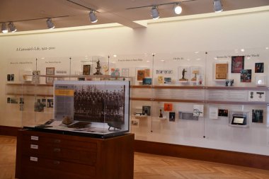 Santa Rosa ROSA CA - 11 Ağustos 2023 'te Santa Rosa, Kaliforniya' daki Charles M Schulz Müzesi ve Araştırma Merkezi 'nde görüldü..