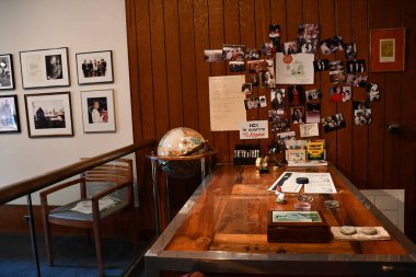 Santa Rosa ROSA CA - 11 Ağustos 2023 'te Santa Rosa, Kaliforniya' daki Charles M Schulz Müzesi ve Araştırma Merkezi 'nde görüldü..