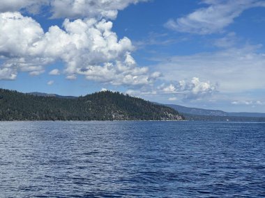 Kaliforniya 'daki Güney Tahoe Gölü manzarası