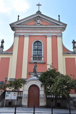 11 Ağustos 2019 'da Polonya' nın Varşova şehrinde İsa Mesih 'in başkalaşımının kilisesinde görüldü..