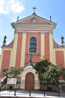 11 Ağustos 2019 'da Polonya' nın Varşova şehrinde İsa Mesih 'in başkalaşımının kilisesinde görüldü..