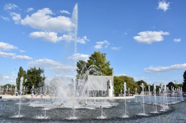 WARsaw, POLAND - 11 Ağustos 2019 'da Polonya' nın Varşova kentindeki Multimedya Parkı 'nda görüldüğü üzere.