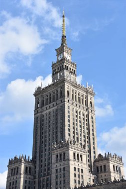 WARsaw, POLAND - 17 Ağustos 2019 'da Polonya' nın Varşova kentinde görülen Kültür ve Bilim Sarayı.