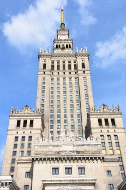 WARsaw, POLAND - 17 Ağustos 2019 'da Polonya' nın Varşova kentinde görülen Kültür ve Bilim Sarayı.