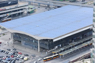 16 Ağustos 2019 'da Polonya' daki Varşova Centralna Merkez İstasyonu 'nda görüldüğü gibi..