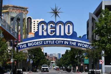 RENO NV - 16 AUG: 16 Ağustos 2023 'te Reno, Nevada' daki Dünya İşaretindeki En Büyük Küçük Şehir.