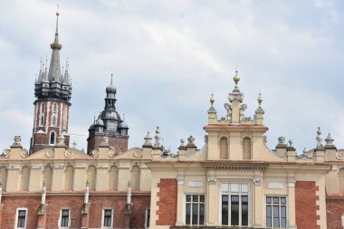 KRAKOW, POLAND - 12 Ağustos 2019 'da Polonya' nın Krakow kentindeki Kumaş Salonu.