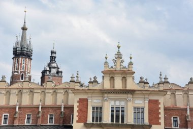 KRAKOW, POLAND - 12 Ağustos 2019 'da Polonya' nın Krakow kentindeki Kumaş Salonu.