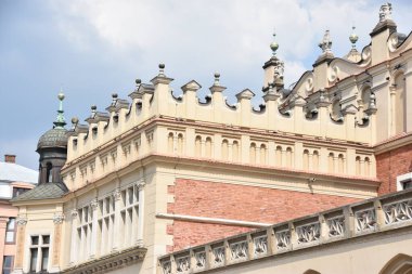 KRAKOW, POLAND - 12 Ağustos 2019 'da Polonya' nın Krakow kentindeki Kumaş Salonu.