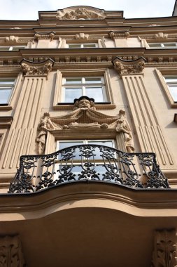 KRAKOW, POLAND - 12 AUG: Jan Matejko Ulusal Müzesi (Dom Jana Matejki - Muzeum Narodowe), Polonya 'nın Krakow kentinde, 12 Ağustos 2019' da görüldü..