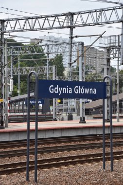 GDYNIA, POLAND - 18 AUG: Polonya 'daki Gdynia Glowna Tren İstasyonu, 18 Ağustos 2019.