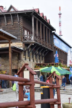 ZAKOPANE, POLAND - 14 AUG: Zakopane, Polonya 'da Gubalowka' nın tepesinde, 14 Ağustos 2019 'da görüldüğü gibi.