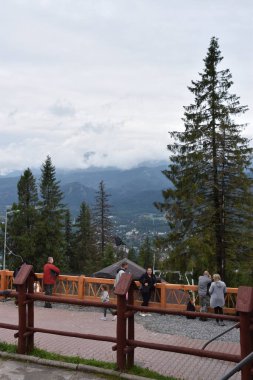 ZAKOPANE, POLAND - 14 AUG: Zakopane, Polonya 'da Gubalowka' nın tepesinde, 14 Ağustos 2019 'da görüldüğü gibi.