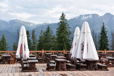 ZAKOPANE, POLAND - 14 AUG: Zakopane, Polonya 'da Gubalowka' nın tepesinde, 14 Ağustos 2019 'da görüldüğü gibi.