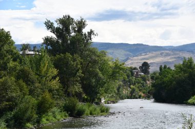 RENO, NV - 14 AUG Renom Nevada 'da Truckee Riverwalk, 14 Ağustos 2023' te görüldüğü gibi.