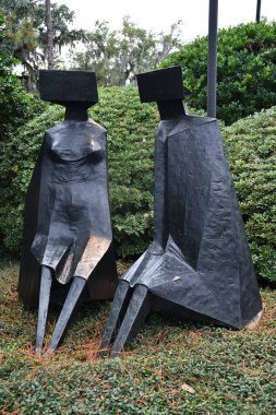 NEW ORLEANS, LA - 22 Kasım 2023 'te New Orleans Sanat Müzesi' nde Sydney & Walda Besthoff Heykel Bahçesi.