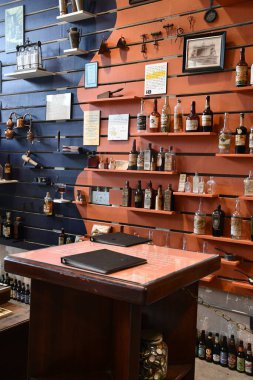 NEW ORLEANS LA - 23 Kasım 2023 'te New Orleans, Louisiana' da Güney Gıda ve İçecek Müzesi ve Amerikan Kokteyli Müzesi.