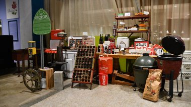 NEW ORLEANS LA - 23 Kasım 2023 'te New Orleans, Louisiana' da Güney Gıda ve İçecek Müzesi ve Amerikan Kokteyli Müzesi.