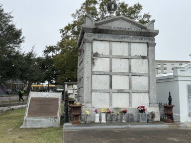 NEW ORLEANS, LA - 24 Kasım 2023 'te New Orleans, Louisiana' da görülen üç numaralı St. Louis Mezarlığı.