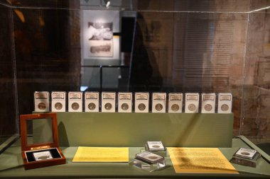 YENİ ORLEANS, LA - 26 Kasım 2023 'te Louisiana' daki Eski Amerikan Darphanesi 'ndeki New Orleans Caz Müzesi.