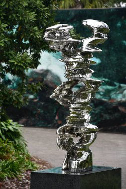 NEW ORLEANS, LA - 22 Kasım 2023 'te New Orleans Sanat Müzesi' nde Sydney & Walda Besthoff Heykel Bahçesi.