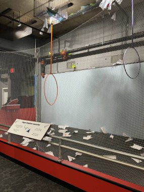 BRIDGEPORT CT - OCT 7: 7 Ekim 2023 'te Bridgeport, Connecticut' taki Sacred Heart Üniversitesi Keşif Bilim Merkezi ve Planetaryumu 'nda sergi.