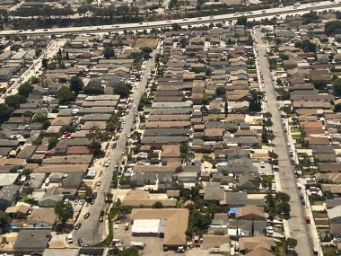 Bir uçaktan California 'nın havadan görünüşü